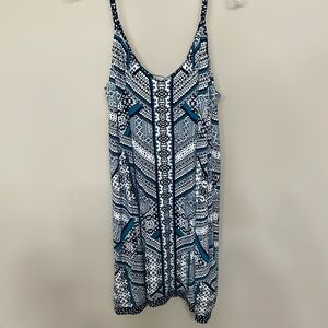Reversible, sundress adjustable straps